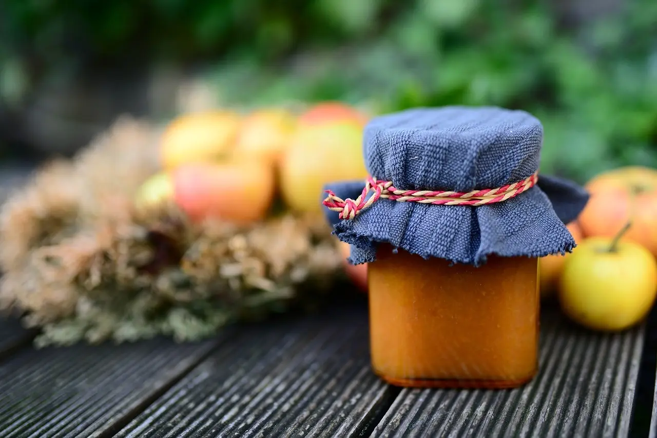 7 simple måder at genbruge madglas på