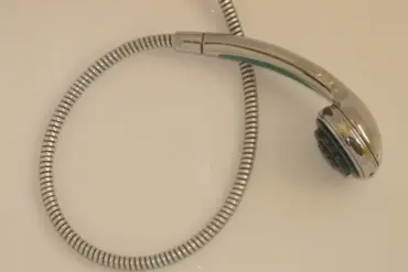 Hvordan tætner man gamle vinduer med naturmaterialer?